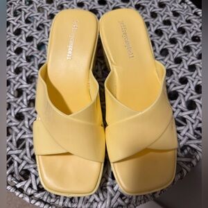 Jeffrey Campbell Bubblegum Platform Sandals in Yellow Shiny